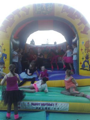 jj bouncy castle hire