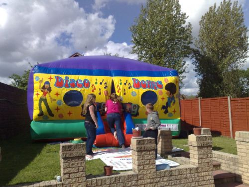 jj bouncy castle hire