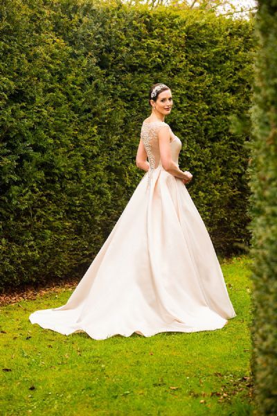 Ballgown Divas Beverley Wedding Dress Shop - FreeIndex