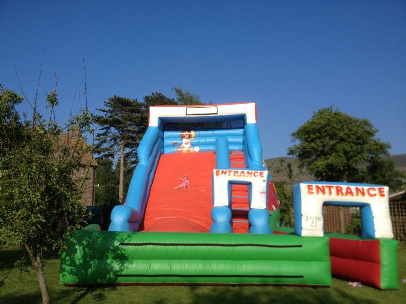 a1 jumping castles