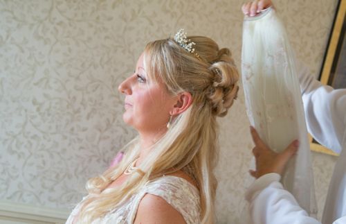 Look Lovely By Lucy West Sussex Wedding Hair And Makeup Artist Freeindex